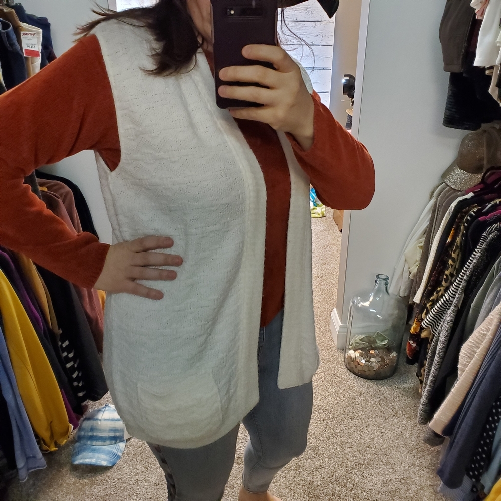 Vintage Wintuk Cream Vest Overlay